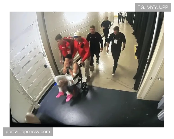 -塔图姆跟腱伤势反复，凯尔特人签下班顿10天短合同应急-